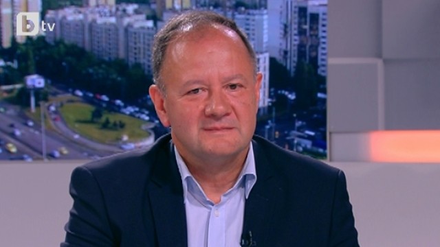 Снимка: Михаил Миков: Румен Радев трябва да разсекрети и двете стенограми за КТБ