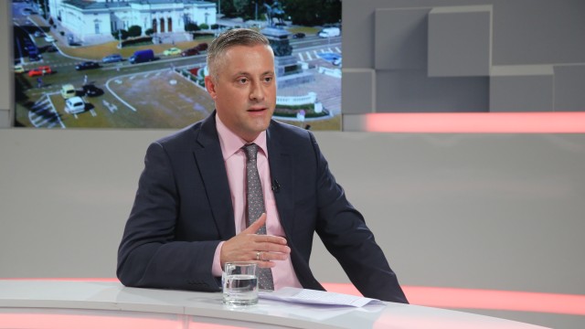 Снимка: Божидар Лукарски: Гласуването на мажоритарния вот беше бутафория