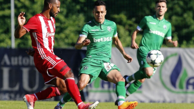 Снимка: Българският и гръцкият шампион не се победиха