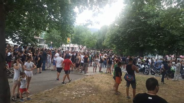 Снимка: Нов протест се очаква в Асеновград след нападението над треньор и деца от отбора по гребане 