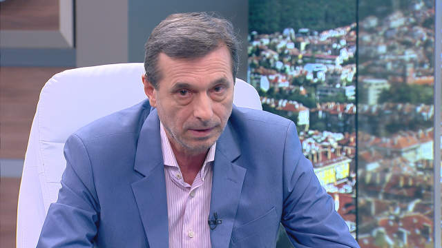 Снимка: Президентът на „Подкрепа” се извини на хората с увреждания