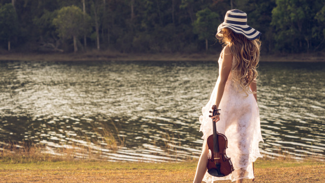 Снимка: Мисъл на деня от Виктор Юго