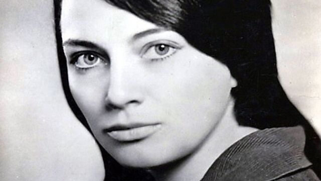 Снимка: 87 години Невена Коканова: Тръгне ли човек с чисти подбуди към нещо, винаги успява