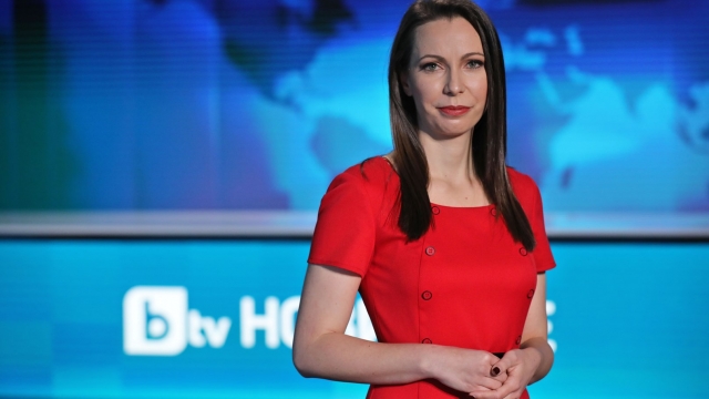 Снимка: Мария Ванкова за новото си амплоа на водещ на новини, скуоша и ютията