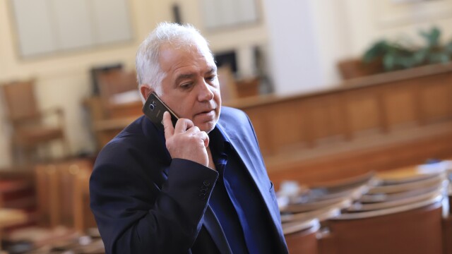 Снимка: Областният управител на София забрани да се снимат местата за настаняване на бежанци