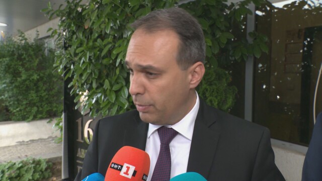 Снимка: Драгомир Заков: Износ на оръжие за Украйна няма