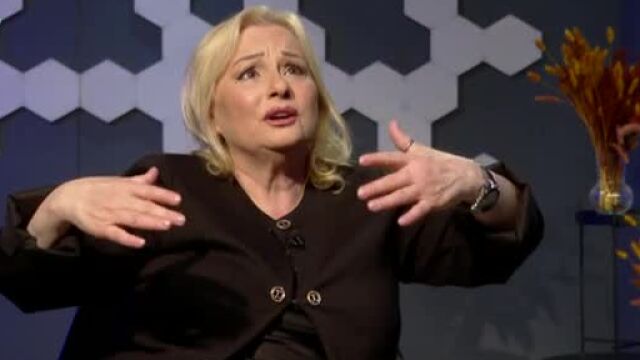 Снимка: Тони Димитрова: Тя е крила и море, тя е за всички – песента „Ах, морето“
