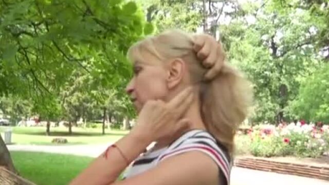Снимка: Как с йога за лице да кажем сбогом на бръчките и двойната брадичка? (ВИДЕО)