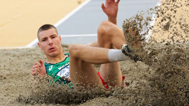 Снимка: Саръбоюков и Габи Петрова скочиха за финал в Европа