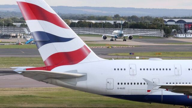 Снимка: Хаос в самолет: British Airways свали 20 пътници от борда