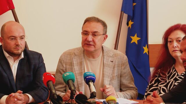 Нова акция във Варна: Държавата извежда над 130 потребители от три незаконни хосписа