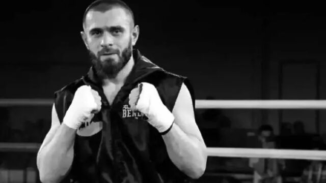 Снимка: Непобеден боксьор почина след конфликт на жп гара