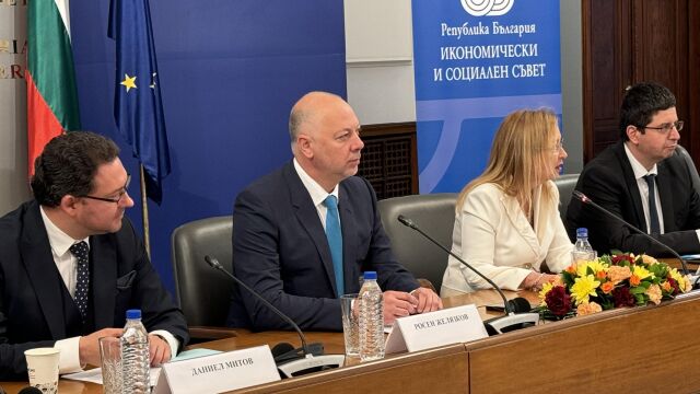 Ефектът на еврозоната: Латвия и Литва ни предават опита си с еврото