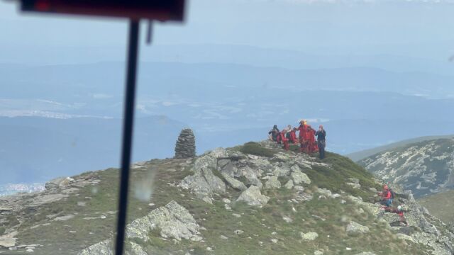 Снимка: Въпреки намесата на военните: Почина пострадалият край Мальовица алпинист