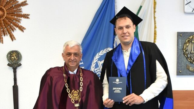 Снимка: Официално! Александър Везенков е треньор
