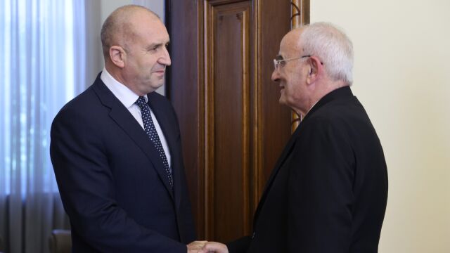 Снимка: Радев: Възстановяването на мира в Близкия изток ще укрепи стабилността на Европа