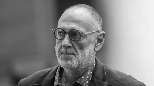 Снимка: Последно сбогом с Любен Дилов-син