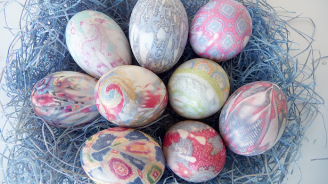 Снимка: Как да боядисаме великденските яйца с вратовръзки