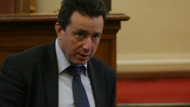 Снимка: Левицата иска по-високи детски надбавки и по-лесно пенсиониране