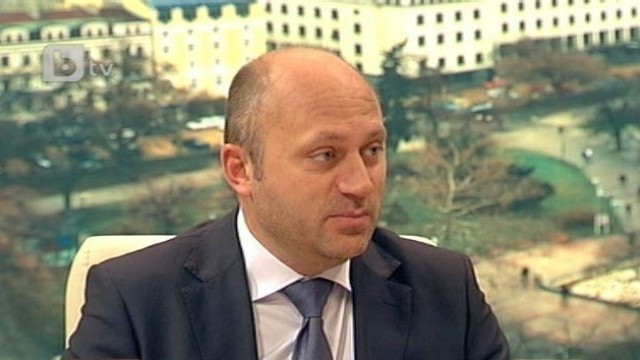 Снимка: Депутат на ГЕРБ напусна парламента