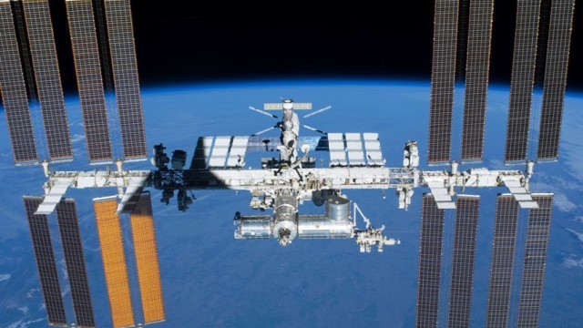 Снимка: Симулират 500-дневен полет до Марс