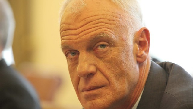 Снимка: Министърът на образованието се зае лично с казуса „Харлем шейк”