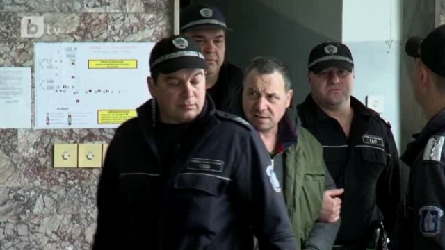 Снимка: Днес четат присъдата на стрелеца от Лясковец