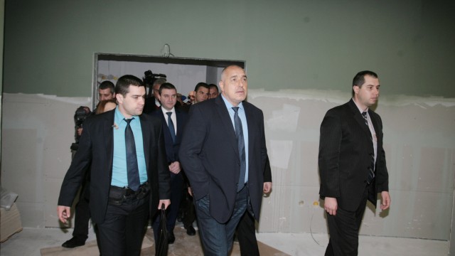 Снимка: Бойко Борисов: Неустойки за спрените поръчки няма да се плащат