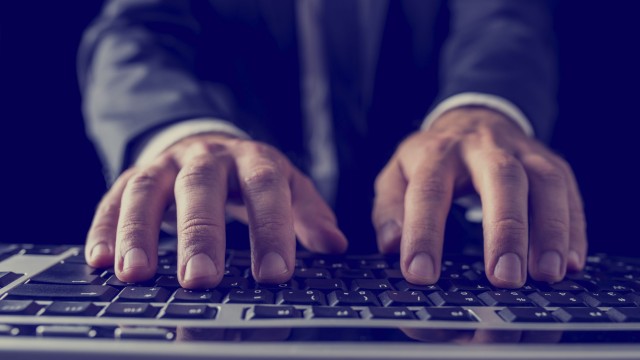 Снимка: Мъж успял да хакне сайт на хотел. Наемал луксозни стаи за 1 цент 