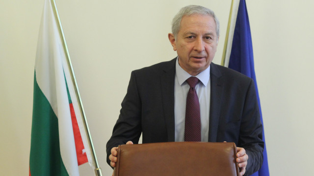 Снимка: Служебният кабинет отпуска пари за великденски добавки за най-бедните пенсионери 