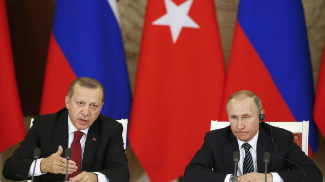 Снимка: Ердоган след срещата с Путин: Мирът не е далеч