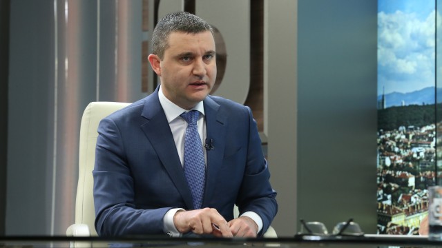 Снимка: Владислав Горанов (ГЕРБ): Подозирам договорка Корнелия Нинова – Ахмед Доган