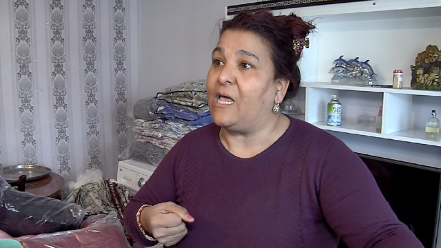 Снимка: Жена хвана крадец, с бой и шамари го предаде на полицията