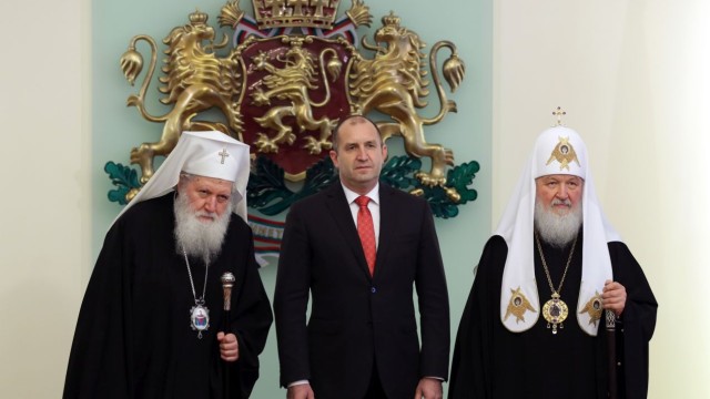 Снимка: Румен Радев: Българският и руският народ са свързани от дълбоки духовни и културни връзки