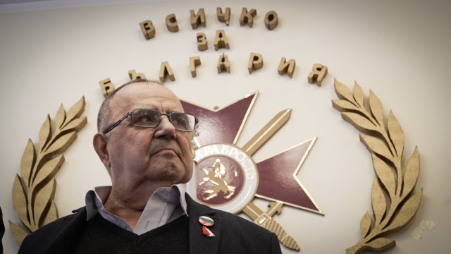 Снимка: Разследват Божидар Димитров – сключвал в НИМ договори с роднини