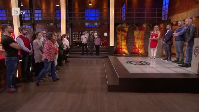 Удар под кръста