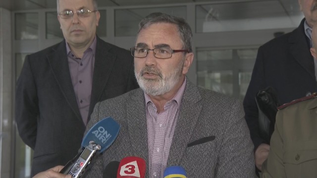 Снимка: Кунчев: Едната ни цел – да се разболеят възможно най-малко хора; втората – да не счупим държавата