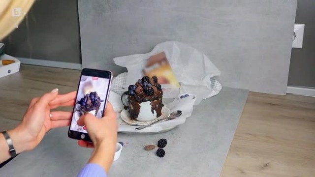 Следващите три участнички са кулинарни инфлуенсъри