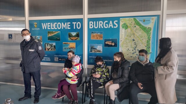 Снимка: Удължава се срокът за получаване на временна закрила