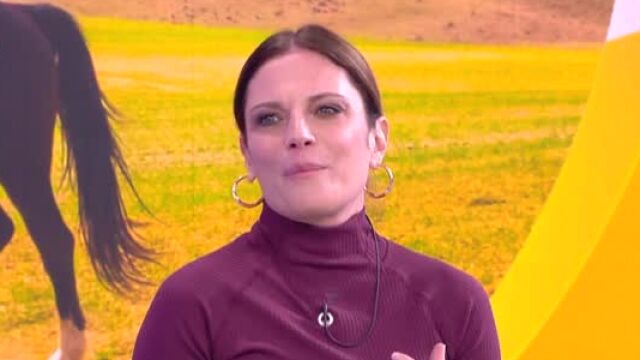 Снимка: Теодора Духовникова: Тодоровден посрещам с благодарност и обич към дядо ми, на когото съм кръстена (ВИДЕО)