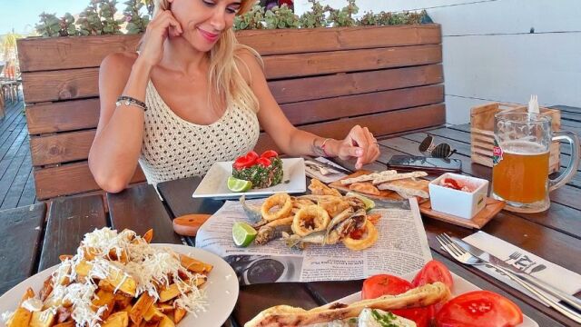 Снимка: Какво закусва чаровната Надежда от 