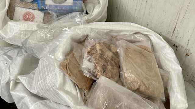 Над 50 килограма наркотици 23 900 кг кокаин и 27 240