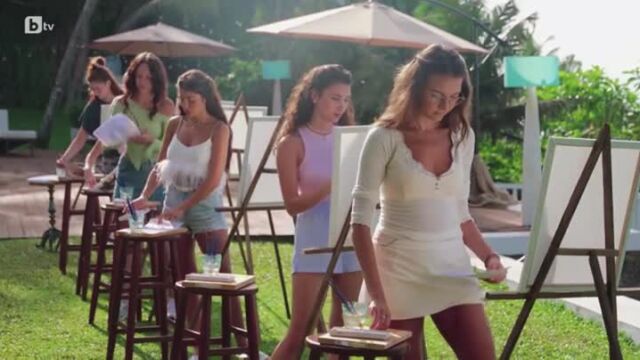 Снимка: Да нарисуват портрет на ергена, когото харесват - как се справиха дамите в 