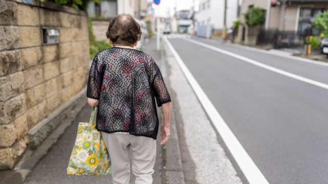 Жена с фалшиво решение на ТЕЛК е ощетила държавата с