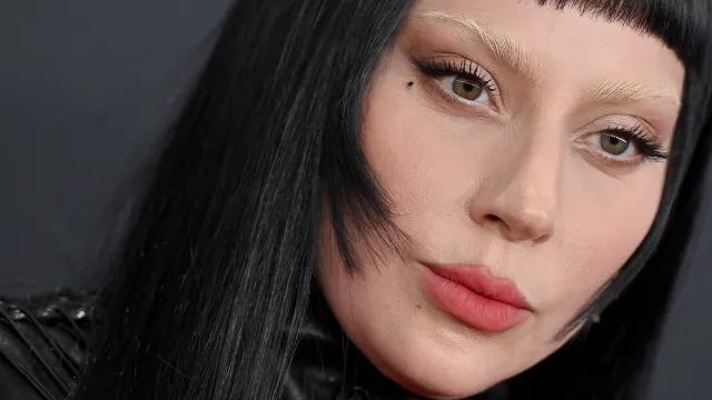 Lady Gaga превръща вътрешния хаос в перфектен поп албум 