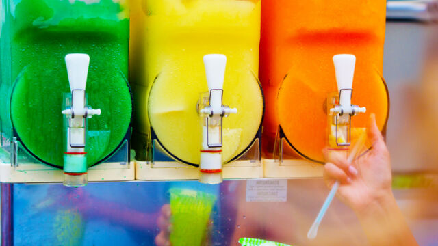 Децата под 8 години трябва напълно да избягват кишавите ледени