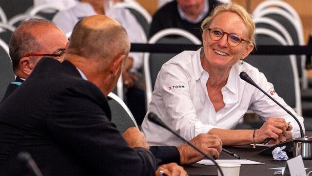 Малък самолет се разби в Швейцария в понеделник рано вечерта