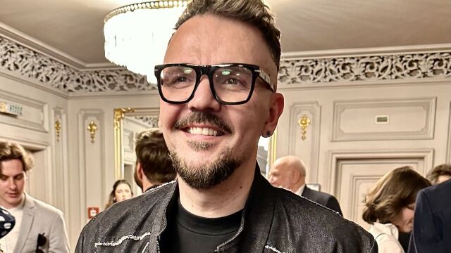 Снимка: Графа отново зарадва феновете си! Подготвя концерт в Лондон (СНИМКИ+ВИДЕО)