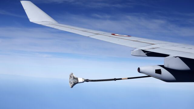 До осем самолета са в готовност да евакуират българите от Близкия изток