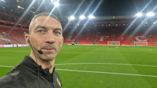 Снимка: Българският рефер от Висшата лига прави... ковчези (ВИДЕО)